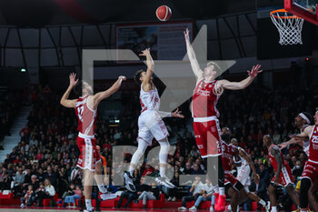 2022-12-18 - Colbey Ross #4 of Pallacanestro Varese OpenJobMetis in action during LBA Lega Basket A 2022/23 Regular Season game between OpenJobMetis Varese and Pallacanestro Trieste at Enerxenia Arena, Varese, Italy on December 18, 2022 - OPENJOBMETIS VARESE VS PALLACANESTRO TRIESTE - ITALIAN SERIE A - BASKETBALL