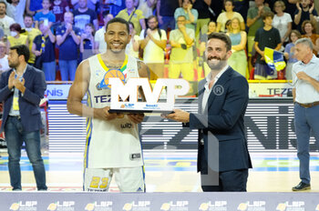 2022-06-12 - MVP player of LNP playoff finals Karvel Anderson - Scaligera Basket Tezenis Verona - PLAYOFF FINALS - 4TH MATCH - TEZENIS VERONA VS APU UDINE - ITALIAN SERIE A2 - BASKETBALL