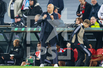 2022-04-28 - Head coach Arne Slot of Feyenoord during the UEFA Europa Conference League, Semi-finals, 1st leg football match between Feyenoord and Olympique de Marseille on April 28, 2022 at de Kuip in Rotterdam, Netherlands - FEYENOORD VS OLYMPIQUE DE MARSEILLE - UEFA CONFERENCE LEAGUE - SOCCER