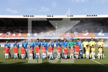2022-06-07 - The stadium irrigation system, bathes the italian players before the International Friendly match between Italy U20 and Poland U20 at Stadio Riviera delle Palme on June 7, 2022 in San Benedetto del Tronto, Italy. ©Photo: Cinzia Camela. - U20 ITALY VS POLAND - OTHER - SOCCER