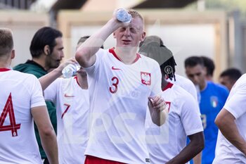 2022-06-07 - Jakub Szymanski of Poland U20  in a pause during the International Friendly match between Italy U20 and Poland U20 at Stadio Riviera delle Palme on June 7, 2022 in San Benedetto del Tronto, Italy. ©Photo: Cinzia Camela. - U20 ITALY VS POLAND - OTHER - SOCCER
