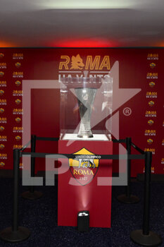 07/07/2022 - A.S. Roma and Sport e Salute SpA during the inauguration of the UEFA Europa Conference League trophy display inside the Stadio Olimpico, 7th July 2022, Rome Italy - UEFA CONFERENCE LEAGUE TROPHY DISPLAY - ALTRO - CALCIO