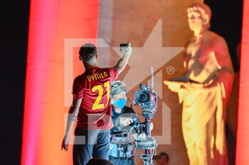 2022-07-26 - Presentation of Paulo Dybala, new player of AS Roma at Palazzo della Civiltà in Rome, July 25, 2022 - PRESENTATION OF PAULO DYBALA, NEW PLAYER OF AS ROMA - OTHER - SOCCER