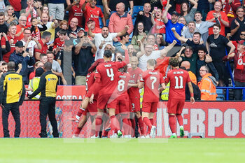 2022-07-30 - Darwin Nunez (27) of Liverpool FC celebrates his goal 3-1 with teammates during the English Super Cup, FA Community Shield, football match between Liverpool and Manchester City on July 30, 2022 at the King Power Stadium in Leicester, England - FOOTBALL - COMMUNITY SHIELD - LIVERPOOL V MANCHESTER CITY - OTHER - SOCCER