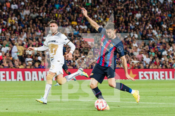 2022-08-07 - Robert Lewandowski of FC Barcelona during the Joan Gamper Trophy football match between FC Barcelona and Pumas UNAM on August 7, 2022 at Spotify Camp Nou in Barcelona, Spain - FOOTBALL - JOAN GAMPER TROPHY - FC BARCELONA V PUMAS UNAM - OTHER - SOCCER