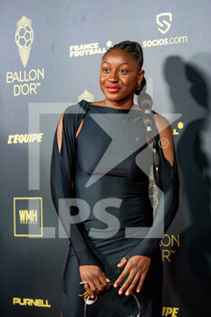 2022-10-17 - Kadidiatou Diani during the red carpet ceremony of the Ballon d'Or (Golden Ball) France Football 2022 on October 17, 2022 at Theatre du Chatelet in Paris, France - FOOTBALL - BALLON D'OR 2022 - RED CARPET CEREMONY - OTHER - SOCCER