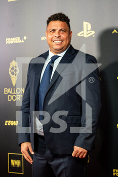 2022-10-17 - Ronaldo during the red carpet ceremony of the Ballon d'Or (Golden Ball) France Football 2022 on October 17, 2022 at Theatre du Chatelet in Paris, France - FOOTBALL - BALLON D'OR 2022 - RED CARPET CEREMONY - OTHER - SOCCER