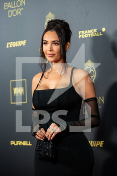 2022-10-17 - Nabilla Vergara during the red carpet ceremony of the Ballon d'Or (Golden Ball) France Football 2022 on October 17, 2022 at Theatre du Chatelet in Paris, France - FOOTBALL - BALLON D'OR 2022 - RED CARPET CEREMONY - OTHER - SOCCER