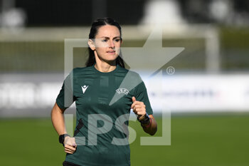 2022-11-14 - Assistant of Referee Giulia Tempestilli (ITA) during the International Friendly Match between Italy WU23 and England WU23 at the stadio Tre Fontane on 14th of November, 2022 in Rome, Italy. - U23 WOMEN - ITALY VS ENGLAND - FRIENDLY MATCH - SOCCER