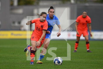 2022-11-14 - Angela Addison of England WU23 and Valentina Gallazzi of Italy WU23 during the International Friendly Match between Italy WU23 and England WU23 at the stadio Tre Fontane on 14th of November, 2022 in Rome, Italy. - U23 WOMEN - ITALY VS ENGLAND - FRIENDLY MATCH - SOCCER
