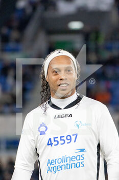2022-11-14 - Ronaldinho Portrait - LA PARTITA DELLA PACE - OTHER - SOCCER
