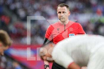 2022-03-26 - LONDON, ENGLAND - MARCH 26: during the international friendly match between England and Switzerland at Wembley Stadium on March 26, 2022 in London, United Kingdom. referee Andreas Ekberg during the game - ENGLAND VS SWITZERLAND - FRIENDLY MATCH - SOCCER