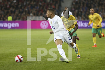 2022-03-29 - Kylian Mbappe of France during the International Friendly football match between France and South Africa on March 29, 2022 at Stade Pierre Mauroy in Villeneuve-d'Ascq near Lille, France - FRANCE VS SOUTH AFRICA - FRIENDLY MATCH - SOCCER
