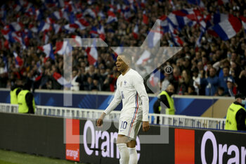 2022-03-29 - Kylian Mbappe of France celebrates his first goal during the International Friendly football match between France and South Africa on March 29, 2022 at Stade Pierre Mauroy in Villeneuve-d'Ascq near Lille, France - FRANCE VS SOUTH AFRICA - FRIENDLY MATCH - SOCCER