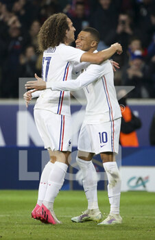 2022-03-29 - Matteo Guendouzi of France celebrates his goal with Kylian Mbappe during the International Friendly football match between France and South Africa on March 29, 2022 at Stade Pierre Mauroy in Villeneuve-d'Ascq near Lille, France - FRANCE VS SOUTH AFRICA - FRIENDLY MATCH - SOCCER