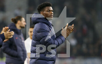 2022-03-29 - Aurelien Tchouameni of France salutes the supporters following the International Friendly football match between France and South Africa on March 29, 2022 at Stade Pierre Mauroy in Villeneuve-d'Ascq near Lille, France - FRANCE VS SOUTH AFRICA - FRIENDLY MATCH - SOCCER