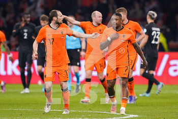 2022-03-29 - Steven Bergwijn of the Netherlands celebrates after scoring his sides first goal during the International Friendly football match between Netherlands and Germany on March 29, 2022 at the Johan Cruijff ArenA in Amsterdam, Netherlands - NETHERLANDS VS GERMANY - FRIENDLY MATCH - SOCCER