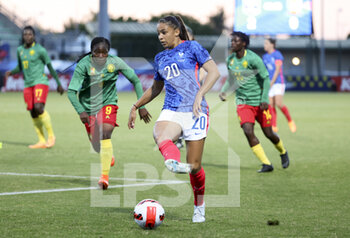 2022-06-25 - Delphine Cascarino of France during the Women's Friendly football match between France and Cameroon on June 25, 2022 at Stade Pierre Brisson in Beauvais, France - FOOTBALL - WOMEN'S FRIENDLY GAME - FRANCE V CAMEROON - FRIENDLY MATCH - SOCCER