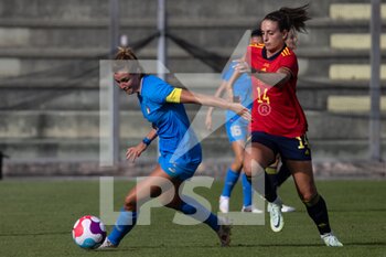 2022-07-01 - Cristiana Girelli of Italy and Alexia Putellas Segura of Spain compete during the Women's International friendly match between Italy and Spain at Teofilo Patini Stadium on July 01, 2022 in Castel di Sangro , Italy. ©Photo: Cinzia Camela. - ITALY WOMEN VS SPAIN - FRIENDLY MATCH - SOCCER