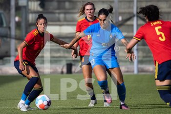 2022-07-01 - Martina Piemonte of Italy, Leila Ouahabi Elouahabi, Maria Franc Caldentey Oliver, Ivana Andres Sanz of Spain compete for the ball during the Women's International friendly match between Italy and Spain at Teofilo Patini Stadium on July 01, 2022 in Castel di Sangro , Italy. ©Photo: Cinzia Camela. - ITALY WOMEN VS SPAIN - FRIENDLY MATCH - SOCCER