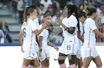 2022-07-01 - Sandie Toletti, Griedge Mbock Bathy of France and teammates celebrate a goal during the International Women's Friendly football match between France and Vietnam on July 1, 2022 at Stade de la Source in Orleans, France - FOOTBALL - WOMEN'S FRIENDLY GAME - FRANCE V VIETNAM - FRIENDLY MATCH - SOCCER