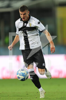 2022-07-29 - Valentin Mihaila of PARMA CALCIO in action during the friendly match between Parma Calcio and US Lecce at Ennio Tardini on July 29, 2022 in Parma, Italy. - PARMA CALCIO VS US LECCE - FRIENDLY MATCH - SOCCER