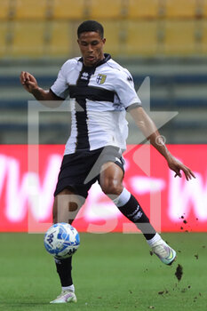 2022-07-29 - Jayden Oosterwolde of PARMA CALCIO in action during the friendly match between Parma Calcio and US Lecce at Ennio Tardini on July 29, 2022 in Parma, Italy. - PARMA CALCIO VS US LECCE - FRIENDLY MATCH - SOCCER