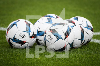 2022-07-23 - Illustration of the Kipsta match balls during the Pre Season Friendly football match between RC Lens and FC Internazionale Milano (Inter Milan) on July 23, 2022 at Bollaert-Delelis stadium in Lens, France - FOOTBALL - FRIENDLY GAME - LENS V FC INTER - INTERNAZIONALE - FRIENDLY MATCH - SOCCER