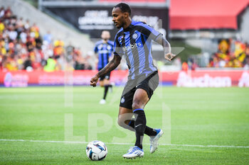 2022-07-23 - Valentino LAZARO of Inter Milan during the Pre Season Friendly football match between RC Lens and FC Internazionale Milano (Inter Milan) on July 23, 2022 at Bollaert-Delelis stadium in Lens, France - FOOTBALL - FRIENDLY GAME - LENS V FC INTER - INTERNAZIONALE - FRIENDLY MATCH - SOCCER