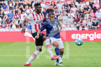 2022-07-23 - Ibrahim Sangare of PSV, Nabil Fekir of Real Betis during the pre-season friendly football match between PSV and Real Betis on July 23, 2022 at Philips Stadion in Eindhoven, Netherlands - FOOTBALL - FRIENDLY GAME - PSV V REAL BETIS - FRIENDLY MATCH - SOCCER