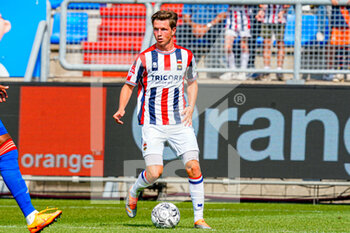 2022-07-23 - Max Svensson of Willem II during the pre-season friendly football match between Willem II and Olympique Lyonnais on July 23, 2022 at Koning Willem II stadion in Tilburg, Netherlands - FOOTBALL - FRIENDLY GAME - WILLEM II V LYON - FRIENDLY MATCH - SOCCER