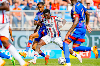 2022-07-23 - Bradley Barcola of Olympique Lyonnais, Leeroy Owusu of Willem II during the pre-season friendly football match between Willem II and Olympique Lyonnais on July 23, 2022 at Koning Willem II stadion in Tilburg, Netherlands - FOOTBALL - FRIENDLY GAME - WILLEM II V LYON - FRIENDLY MATCH - SOCCER