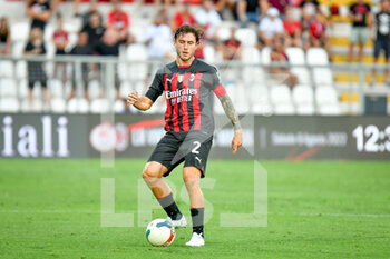 2022-08-06 - Milan's Davide Calabria portrait in action - LR VICENZA VS AC MILAN - FRIENDLY MATCH - SOCCER
