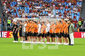 2022-08-07 - the players of the Shakhtar Donetsk during the Ukrainian national anthem during the Pre-Season Friendly 2022/2023  match between AS Roma vs Shakhtar Donetsk  at the Olimpic Stadium in Rome  on 07 August 2022. - FRIENDLY MATCH - ROMA VS SHAKHTAR DONETSK - FRIENDLY MATCH - SOCCER