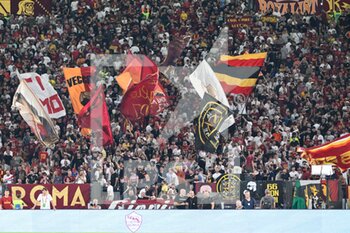 2022-08-07 - fans AS Roma during the Pre-Season Friendly 2022/2023  match between AS Roma vs Shakhtar Donetsk  at the Olimpic Stadium in Rome  on 07 August 2022. - FRIENDLY MATCH - ROMA VS SHAKHTAR DONETSK - FRIENDLY MATCH - SOCCER
