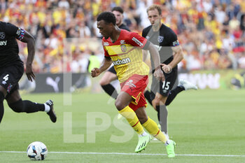 2022-07-30 - Lois Openda of Lens during the pre-season friendly football match between RC Lens (RCL) and West Ham United FC on July 30, 2022 at Stade Bollaert-Delelis in Lens, France - FOOTBALL - FRIENDLY GAME - LENS V WEST HAM - FRIENDLY MATCH - SOCCER