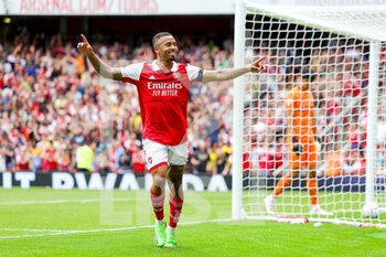 2022-07-30 - Gabriel Jesus (9) of Arsenal scores his second and celebrates 3-0 during the Emirates Cup, friendly football match between Arsenal and Sevilla on July 30, 2022 at the Emirates Stadium in London, England - FOOTBALL - FRIENDLY GAME - ARSENAL V SEVILLA - FRIENDLY MATCH - SOCCER