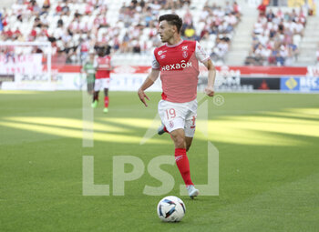 2022-07-31 - Mitchell Van Bergen of Reims during the pre-season friendly football match between Stade de Reims and US Sassuolo Calcio on July 31, 2022 at Stade Auguste Delaune in Reims, France - FOOTBALL - FRIENDLY GAME - REIMS V SASSUOLO - FRIENDLY MATCH - SOCCER