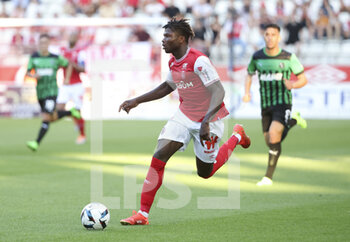 2022-07-31 - El Bilal Toure of Reims during the pre-season friendly football match between Stade de Reims and US Sassuolo Calcio on July 31, 2022 at Stade Auguste Delaune in Reims, France - FOOTBALL - FRIENDLY GAME - REIMS V SASSUOLO - FRIENDLY MATCH - SOCCER