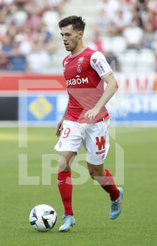 2022-07-31 - Mitchell Van Bergen of Reims during the pre-season friendly football match between Stade de Reims and US Sassuolo Calcio on July 31, 2022 at Stade Auguste Delaune in Reims, France - FOOTBALL - FRIENDLY GAME - REIMS V SASSUOLO - FRIENDLY MATCH - SOCCER
