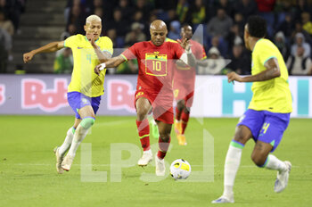 23/09/2022 - Andre Ayew of Ghana, Richarlison of Brazil (left) during the International friendly football match between Brazil and Ghana on September 24, 2022 at Stade Oceane in Le Havre, France - FOOTBALL - FRIENDLY GAME - BRAZIL V GHANA - AMICHEVOLI - CALCIO
