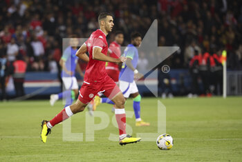 2022-09-27 - Ellyes Skhiri of Tunisia during the International friendly game, football match between Brazil and Tunisia on September 27, 2022 at Parc des Princes stadium in Paris, France - FOOTBALL - FRIENDLY GAME - BRAZIL V TUNISIA - FRIENDLY MATCH - SOCCER