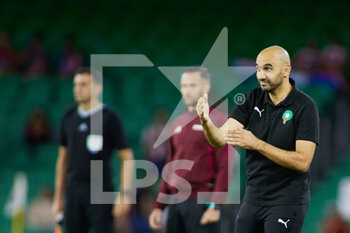 2022-09-27 - Walid Regragui, head coach of Morocco during the international friendly football match between Paraguay and Morocco on September 27, 2022 at Benito Villamarin Stadium in Sevilla, Spain - FOOTBALL - FRIENDLY GAME - PARAGUAY V MOROCCO - FRIENDLY MATCH - SOCCER