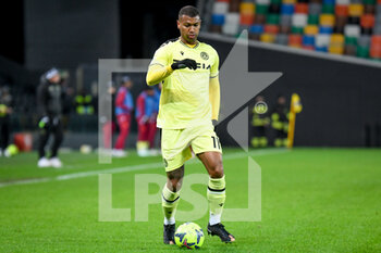 2022-12-17 - Udinese's Walace Souza Silva portrait in action - UDINESE CALCIO VS ATHLETIC BILBAO - FRIENDLY MATCH - SOCCER