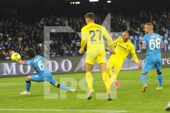 2022-12-17 - Etienne Capoue scores the 0-1 goal during the friendly football match SSC Napoli v Villarreal FC  at Diego Armando Maradona stadium  - NAPOLI VS VILLAREAL - FRIENDLY MATCH - SOCCER