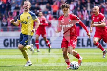 2022-05-01 - Manuel Benson of Royal Antwerp during the Belgian championship Jupiler Pro League football match between Royal Antwerp FC and Royale Union Saint-Gilloise on May 1, 2022 at Bosuilstadion in Antwerp, Belgium - ROYAL ANTWERP FC VS ROYALE UNION SAINT-GILLOISE - BELGIAN PRO LEAGUE - SOCCER