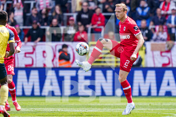 2022-05-01 - Ritchie De Laet of Royal Antwerp during the Belgian championship Jupiler Pro League football match between Royal Antwerp FC and Royale Union Saint-Gilloise on May 1, 2022 at Bosuilstadion in Antwerp, Belgium - ROYAL ANTWERP FC VS ROYALE UNION SAINT-GILLOISE - BELGIAN PRO LEAGUE - SOCCER