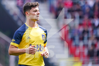 2022-05-01 - Dante Vanzeir of Royale Union Saint-Gilloise during the Belgian championship Jupiler Pro League football match between Royal Antwerp FC and Royale Union Saint-Gilloise on May 1, 2022 at Bosuilstadion in Antwerp, Belgium - ROYAL ANTWERP FC VS ROYALE UNION SAINT-GILLOISE - BELGIAN PRO LEAGUE - SOCCER