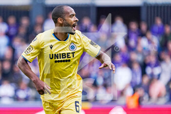 2022-05-01 - Denis Odoi of Club Brugge during the Belgian championship Jupiler Pro League football match between RSC Anderlecht and Club Brugge on May 1, 2022 at Lotto Park in Brussel, Belgium - RSC ANDERLECHT VS CLUB BRUGGE - BELGIAN PRO LEAGUE - SOCCER