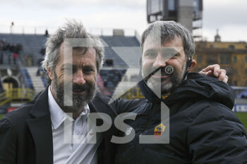 2022-01-05 - Alessandro Spugna of AS Roma Women and Maurizio Ganz of A.C. Milan during the Women's Italian Supercup Semi-Final between A.S. Roma Women and A.C. Milan at the Domenico Francioni Stadium on 5th of January, 2022 in Latina, Italy. - AS ROMA VS AC MILAN - WOMEN SUPERCOPPA - SOCCER